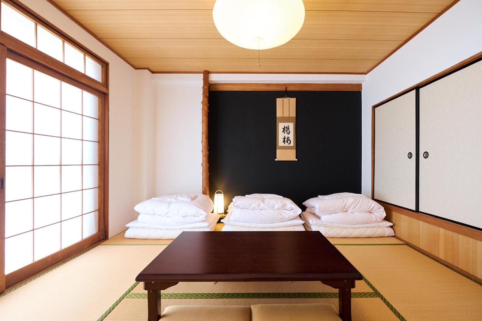 J-Hoppers Lake Biwa Guesthouse Ōtsu Zimmer foto