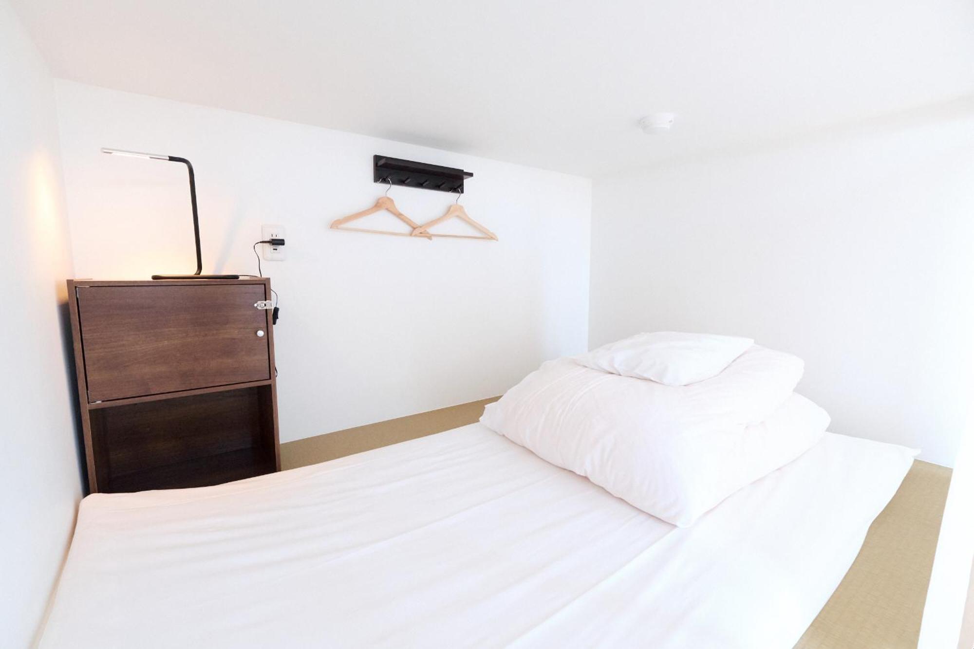 J-Hoppers Lake Biwa Guesthouse Ōtsu Zimmer foto